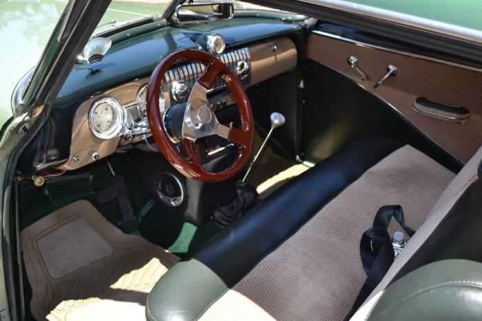 Chevrolet-Styleline-1951-Green-3