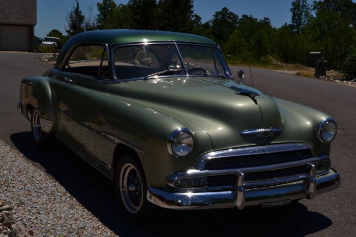 Chevrolet-Styleline-1951-Green-6