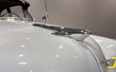 Chevrolet-Styleline-1952-2-Door-Sedan-19
