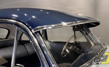 Chevrolet-Styleline-1952-2-Door-Sedan-24