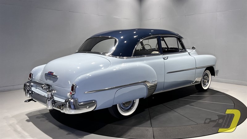 Chevrolet-Styleline-1952-2-Door-Sedan-33