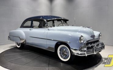 Chevrolet-Styleline-1952-2-Door-Sedan-34