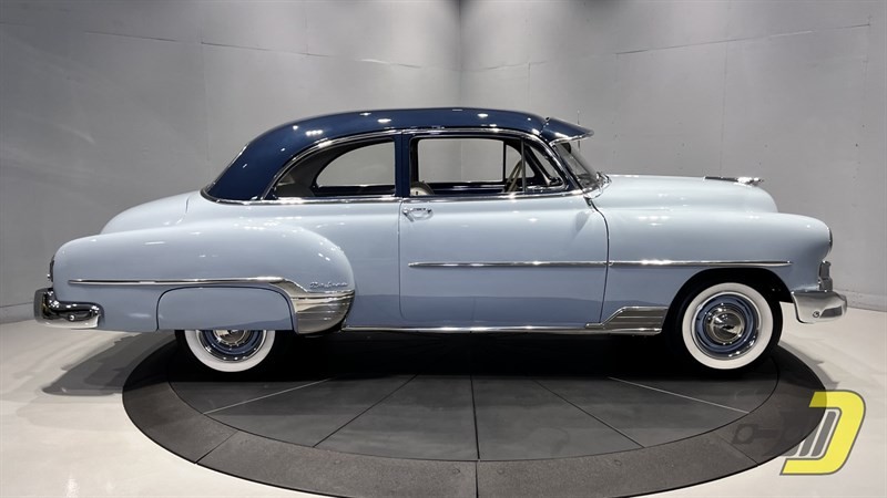 Chevrolet-Styleline-1952-2-Door-Sedan-37