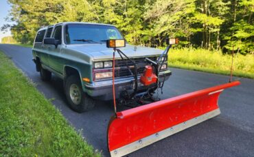 Chevrolet-Suburban-1500-1990-white-4