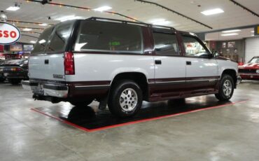 Chevrolet-Suburban-1500-1994-Silver-Red-13
