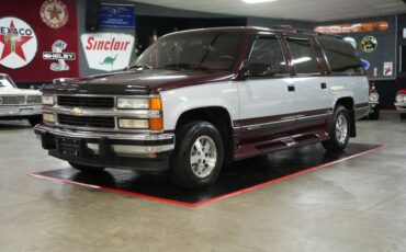 Chevrolet-Suburban-1500-1994-Silver-Red-23