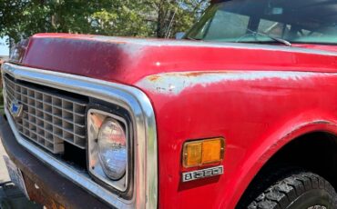 Chevrolet-Suburban-1971-16