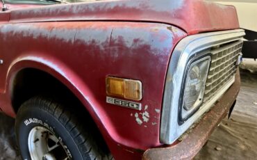 Chevrolet-Suburban-1971-22