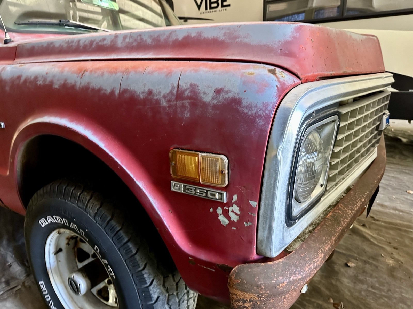 Chevrolet-Suburban-1971-22