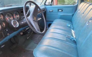 Chevrolet-Suburban-1977-Hawaiian-Blue-Hawaiian-BlueBlack-16