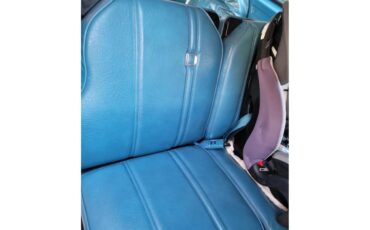 Chevrolet-Suburban-1977-Hawaiian-Blue-Hawaiian-BlueBlack-23