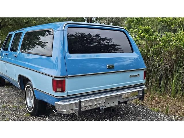 Chevrolet-Suburban-1978-15