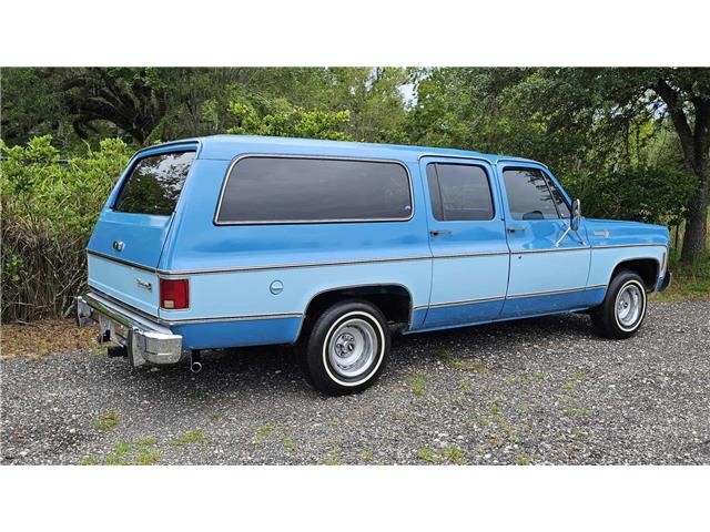 Chevrolet-Suburban-1978-6