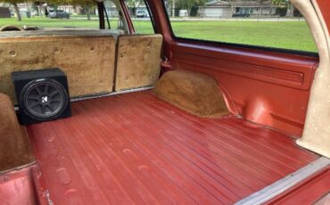 Chevrolet-Suburban-1978-Brown-17