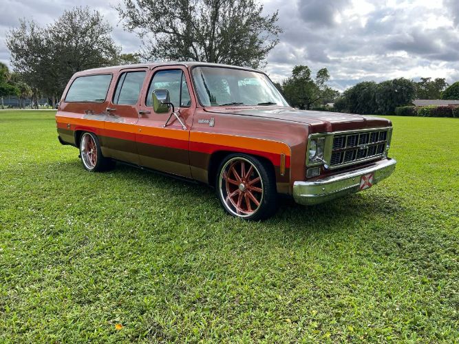 Chevrolet-Suburban-1978-Brown-5