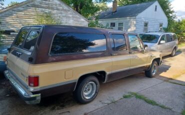Chevrolet-Suburban-1987-6