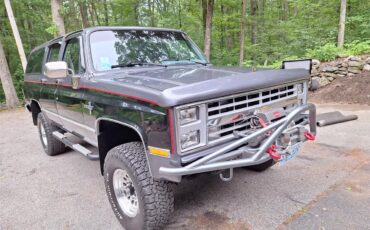 Chevrolet-Suburban-1987-blackgray-gray-6