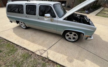 Chevrolet-Suburban-1989-20