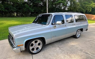 Chevrolet Suburban 1989