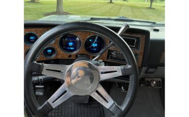 Chevrolet-Suburban-1989-Silver-Blue-4