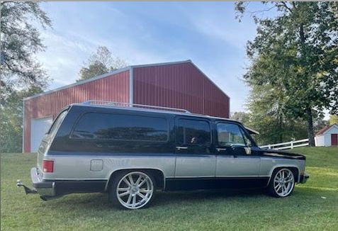 Chevrolet-Suburban-1990-Gloss-Black-Heather-Gray-Cloth-4