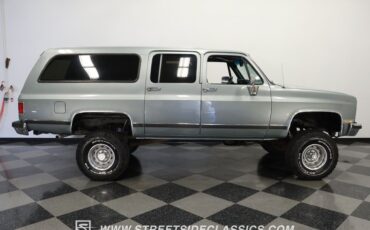 Chevrolet-Suburban-1990-Gray-Dark-Blue-11