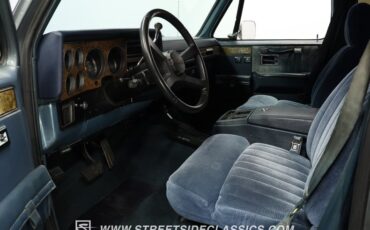Chevrolet-Suburban-1990-Gray-Dark-Blue-2