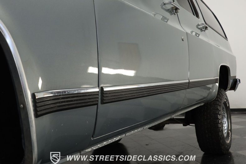 Chevrolet-Suburban-1990-Gray-Dark-Blue-20