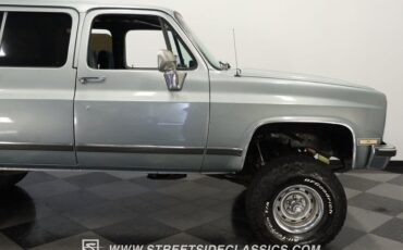 Chevrolet-Suburban-1990-Gray-Dark-Blue-26