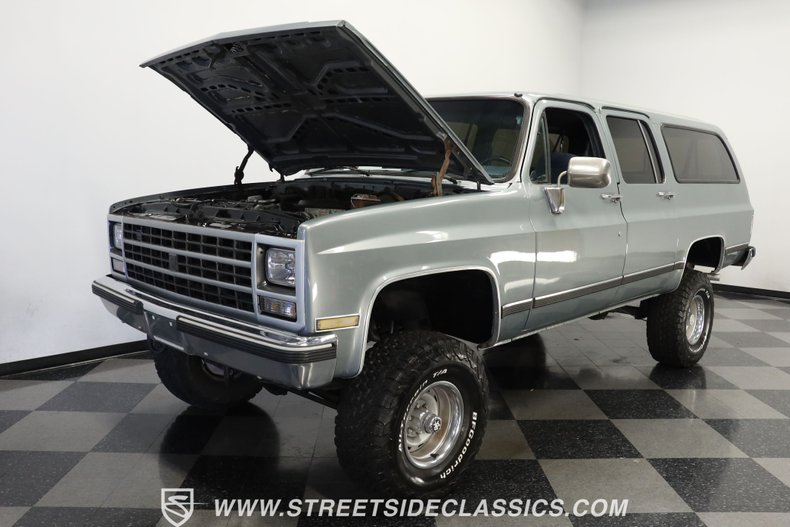 Chevrolet-Suburban-1990-Gray-Dark-Blue-27