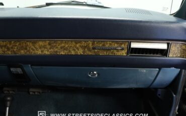 Chevrolet-Suburban-1990-Gray-Dark-Blue-45