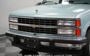 Chevrolet-Suburban-1992-Light-Blue-Metallic-Blue-20