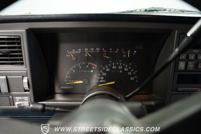 Chevrolet-Suburban-1992-Light-Blue-Metallic-Blue-40