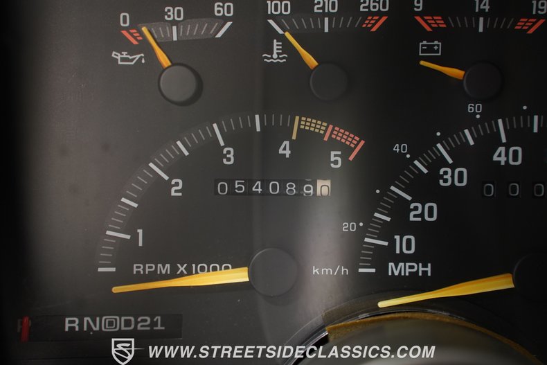 Chevrolet-Suburban-1992-Light-Blue-Metallic-Blue-41