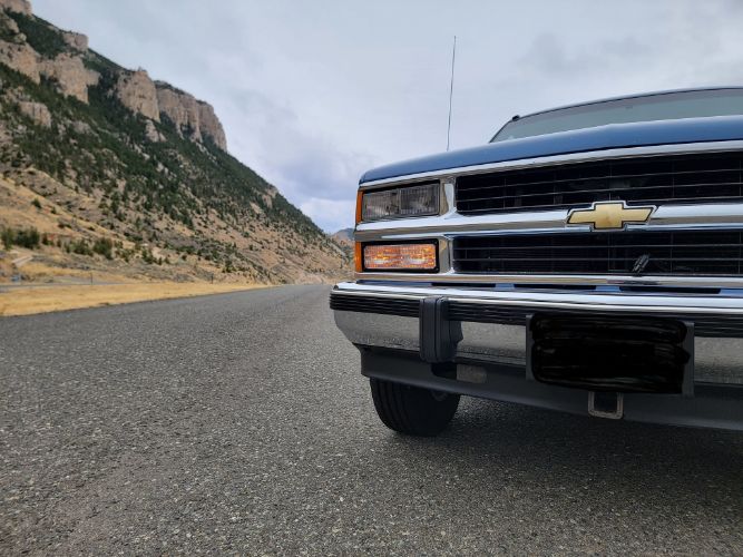 Chevrolet-Suburban-1994-Atlantic-Blue-Metall-Blue-2