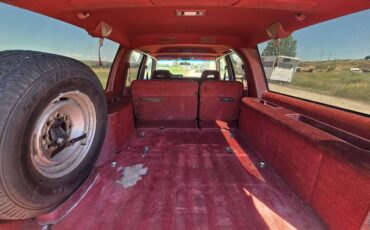 Chevrolet-Suburban-2500-diesel-1994-red-11