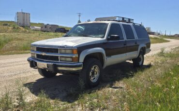 Chevrolet-Suburban-2500-diesel-1994-red-5