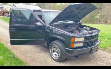 Chevrolet-Super-sport-1990-Black-Garnet-Red-1