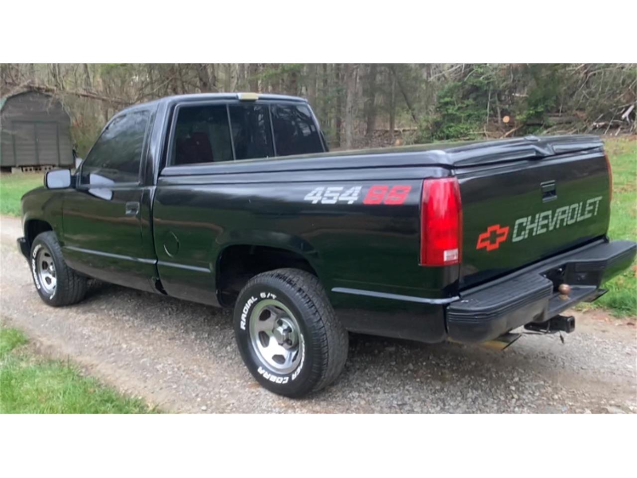 Chevrolet-Super-sport-1990-Black-Garnet-Red-2