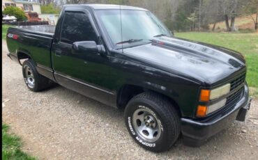 Chevrolet-Super-sport-1990-Black-Garnet-Red
