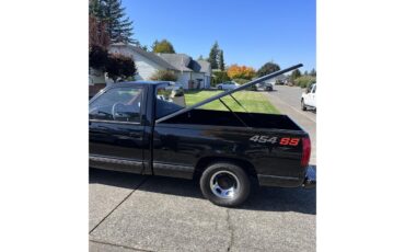Chevrolet-Super-sport-1990-Black-Red-10