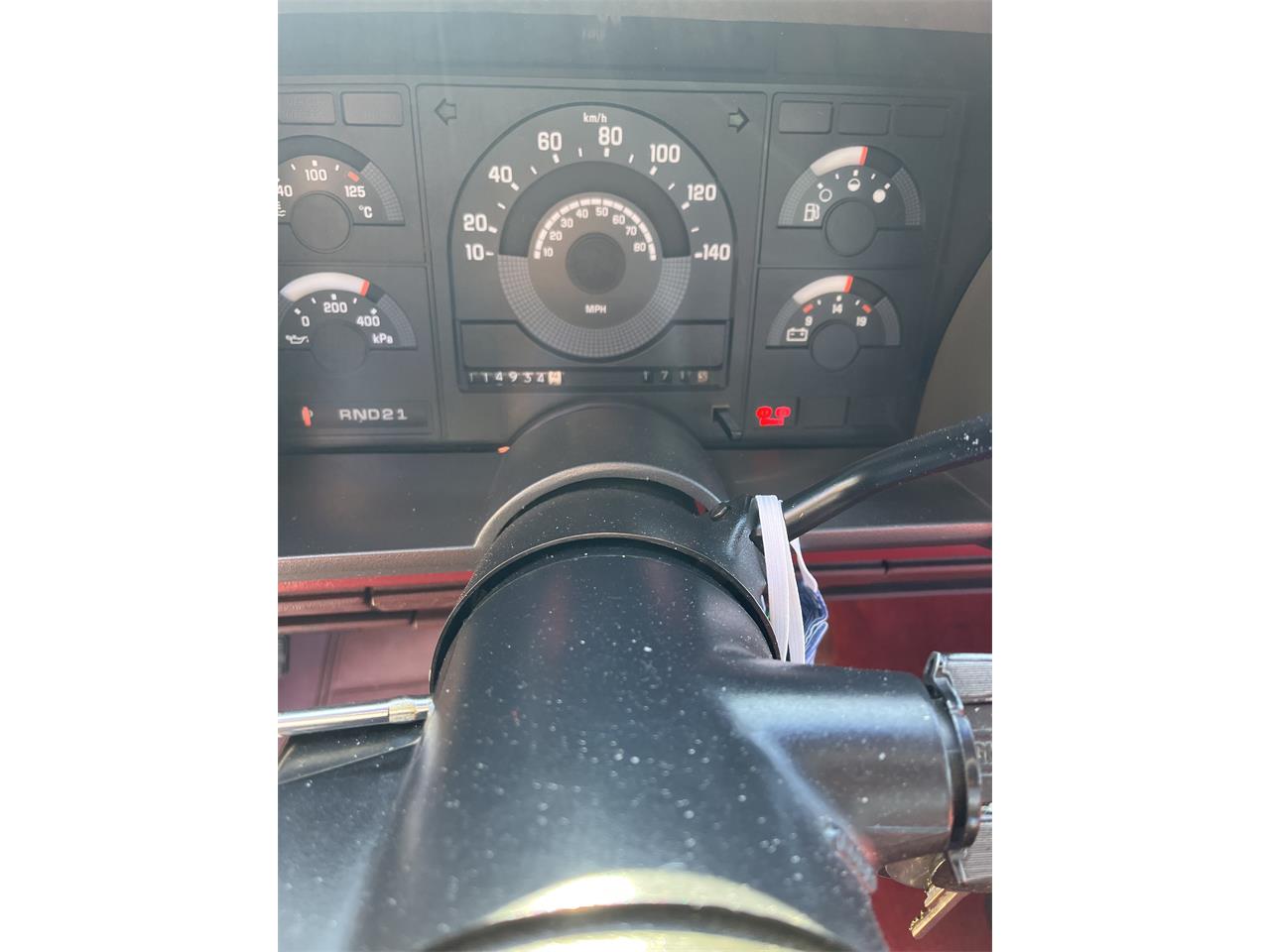 Chevrolet-Super-sport-1990-Black-Red-8