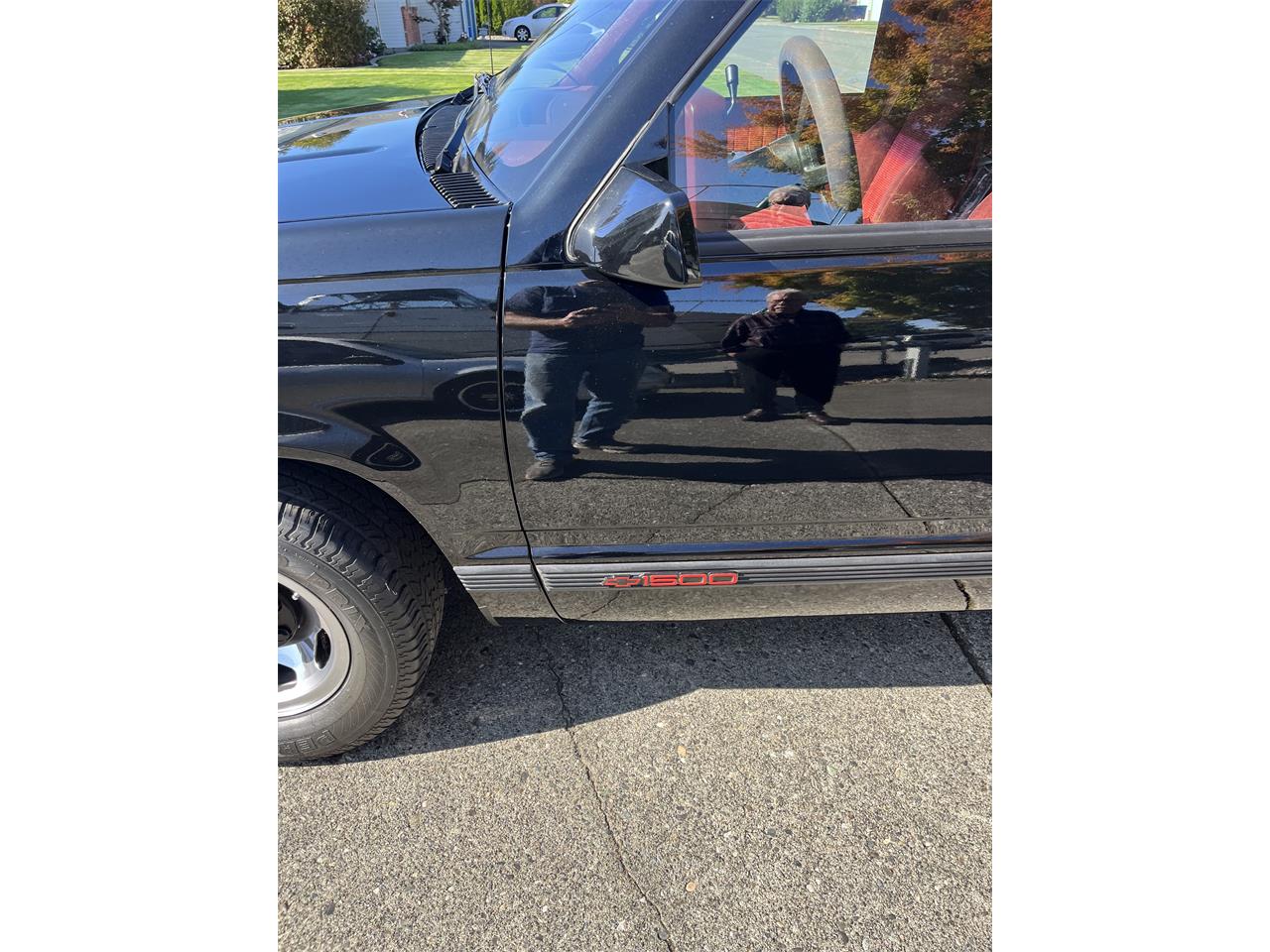Chevrolet-Super-sport-1990-Black-Red-9