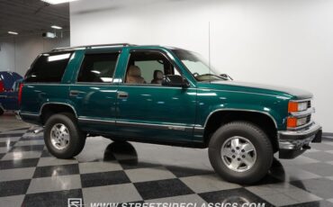 Chevrolet-Tahoe-1995-Emerald-Green-Metall-Tan-26
