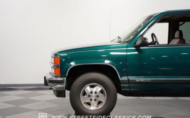 Chevrolet-Tahoe-1995-Emerald-Green-Metall-Tan-31