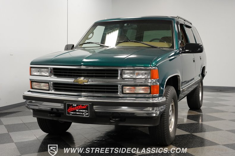Chevrolet-Tahoe-1995-Emerald-Green-Metall-Tan-6