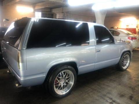 Chevrolet-Tahoe-1995-Light-Blue-Metallic-Custom-2