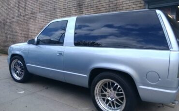Chevrolet-Tahoe-1995-Light-Blue-Metallic-Custom-3