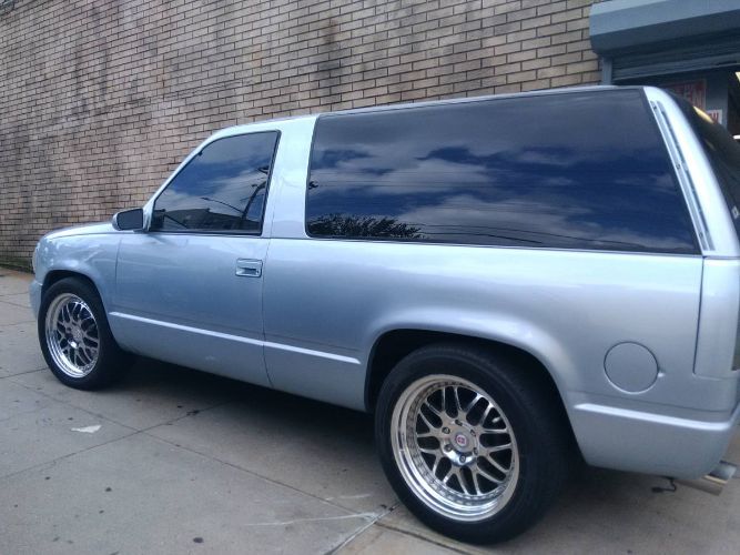 Chevrolet-Tahoe-1995-Light-Blue-Metallic-Custom-3