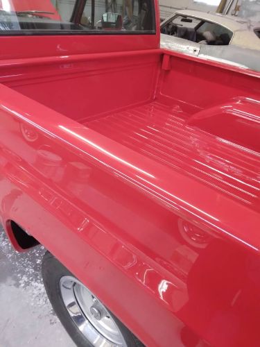 Chevrolet-Truck-1982-Red-Black-1